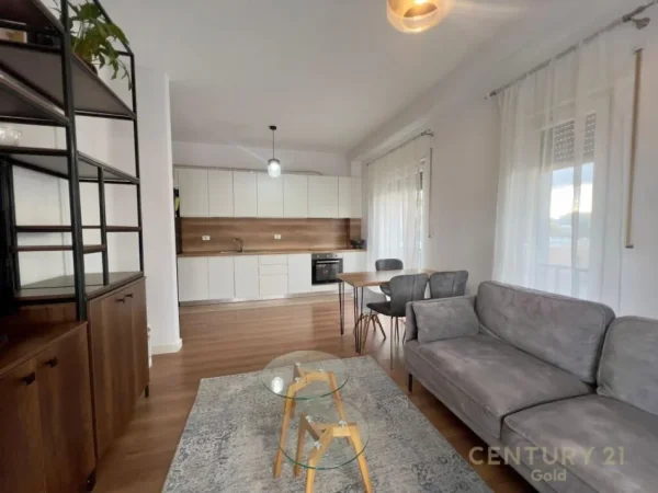 Tirane, jepet me qera apartament 2+1+Aneks+Ballkon Kati 3, 76 m² 750 € (QUARTUM RESIDENCE)