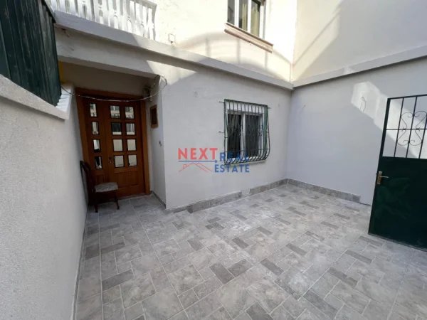 Vlore, shitet apartament 2+1+Ballkon Kati 1, 127 m² 135.000 € (VLORE)