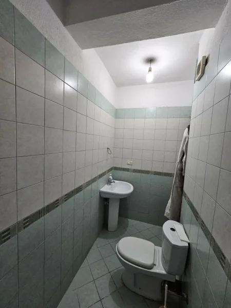 Tirane, shes apartament 2+1+Ballkon Kati 1, 102 m² 120.000 € (MISTO MAME)
