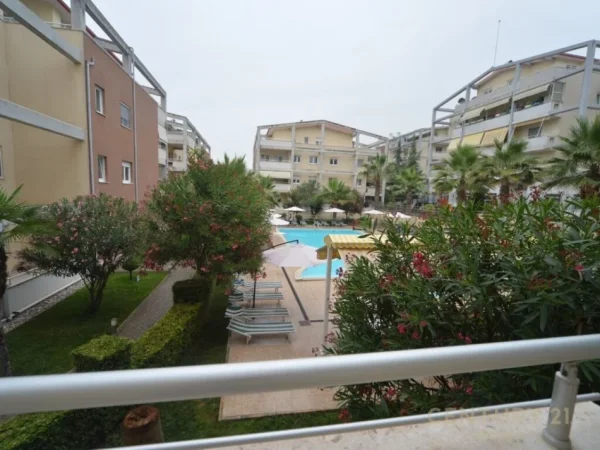 Tirane, jepet me qera apartament 2+1+Aneks+Ballkon Kati 1, 118 m² 1.200 € (TOUCH OF THE SUN)