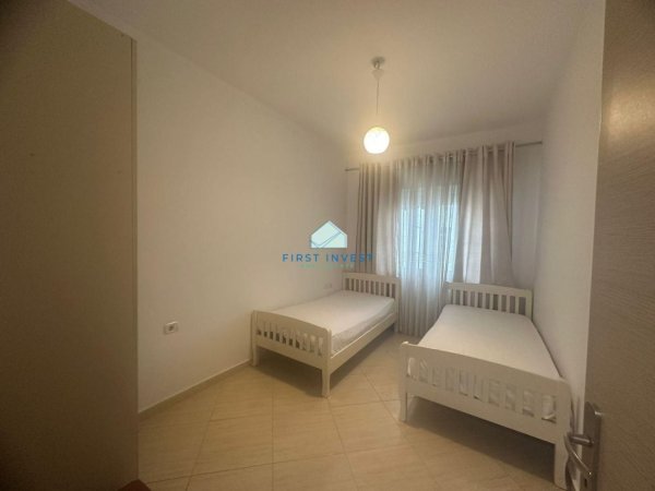 Tirane, jepet me qera apartament 2+1+Aneks+Ballkon Kati 6, 109 m² 600 € (Bill Klinton)