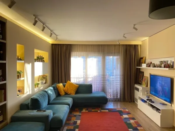 Tirane, shes apartament 2+1+Ballkon Kati 4, 120 m² 220.000 € (Rruga Veli Dedi)