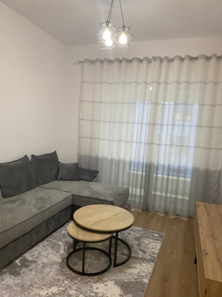 Tirane, jepet me qera apartament 1+1+Ballkon Kati 2, 70 m² 400 € (Pasho hysa)