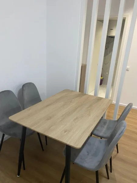 Tirane, jepet me qera apartament 1+1+Ballkon Kati 2, 70 m² 400 € (Pasho hysa)