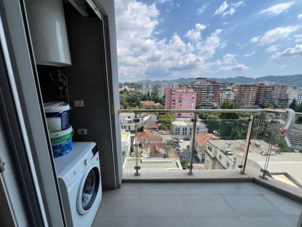 Tirane, jepet me qera apartament 2+1 Kati 11, 137 m² 2.500 € (Blloku)