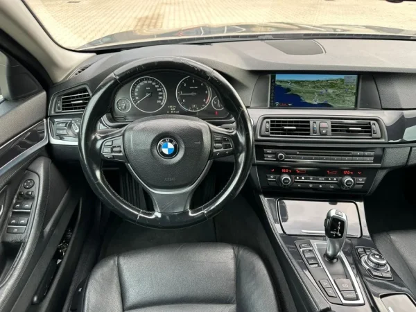 Durres, shes me portobagazh BMW 525 X-Drive Nafte, gri e erret automatik Klima 228.000 km 5 €