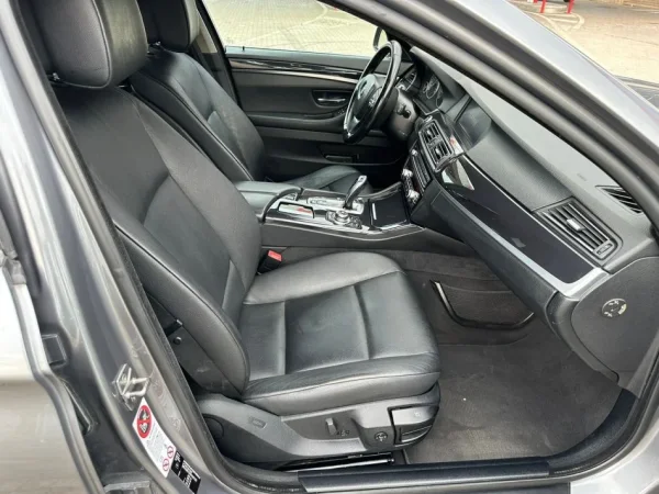 Durres, shes me portobagazh BMW 525 X-Drive Nafte, gri e erret automatik Klima 228.000 km 5 €