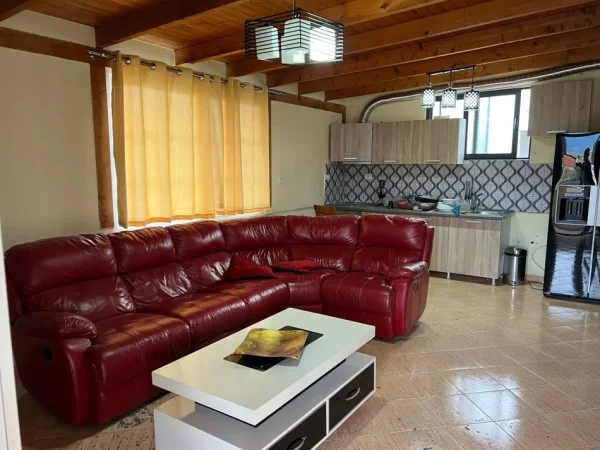 Tirane, jepet me qera apartament 1+1 Kati 3, 65 m² 320 € (Teodor Keko)