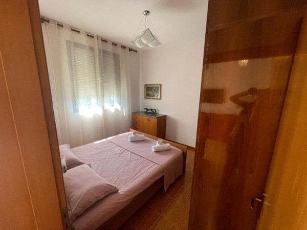 Durres, Apartament 2+1 me qira Kati 3, 78 m² 350 € ( Golem)