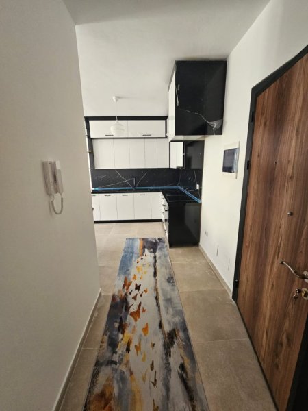 Tirane, jepet me qera apartament 2+1+Ballkon Kati 4, 96 m² 450 € (univers city)