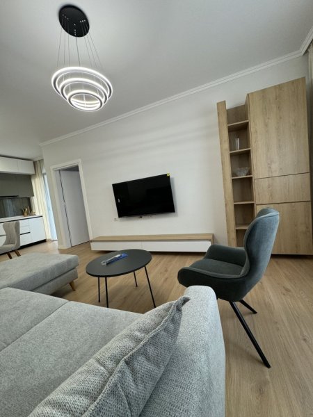 Tirane, jepet me qera apartament 2+1 Kati 6, 121 m² 1.200 € (Rruga e Durresit)