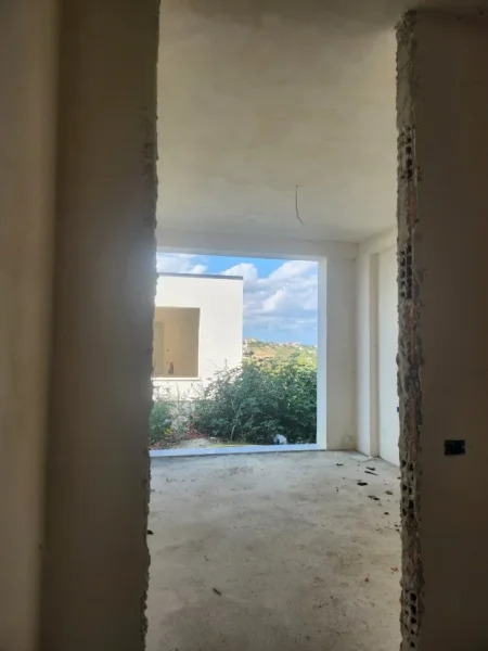 Shqiperi, shes apartament Kati 2, 146 m² 241.700 € (Farke)