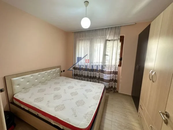Tirane, jepet me qera apartament 2+1+Ballkon Kati 2, 90 m² 550 € (Sander Prosi)