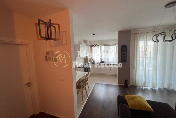 Tirane, jepet me qera apartament 1+1 Kati 4, 60 m² 700 € (Kopshti Zologjik)