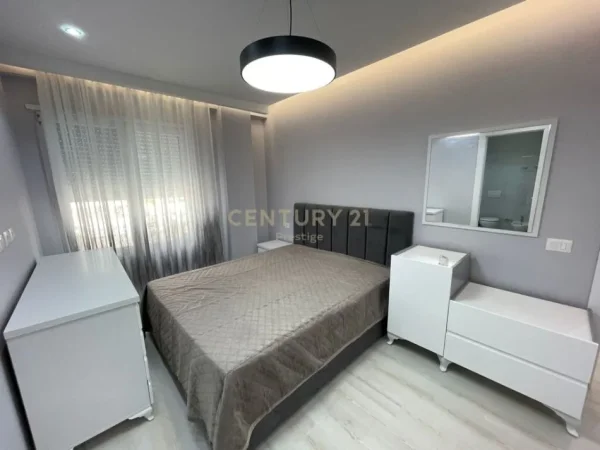 Tirane, jepet me qera apartament 2+1 Kati 7, 100 m² 750 € (rruga e elbasanit)