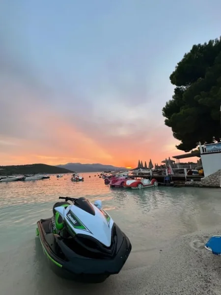 Sarande Ksamil, shes Jetski Kawasaki Supercharged Ultra 310 R , 9.900 €
