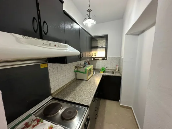 Tirane, shitet apartament 2+1+Aneks+Ballkon Kati 0, 99 m² 125.000 € (Brryli)
