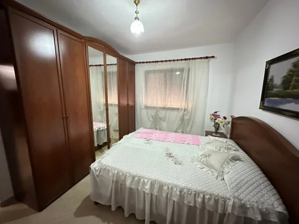 Tirane, shitet apartament 2+1+Aneks+Ballkon Kati 0, 99 m² 125.000 € (Brryli)