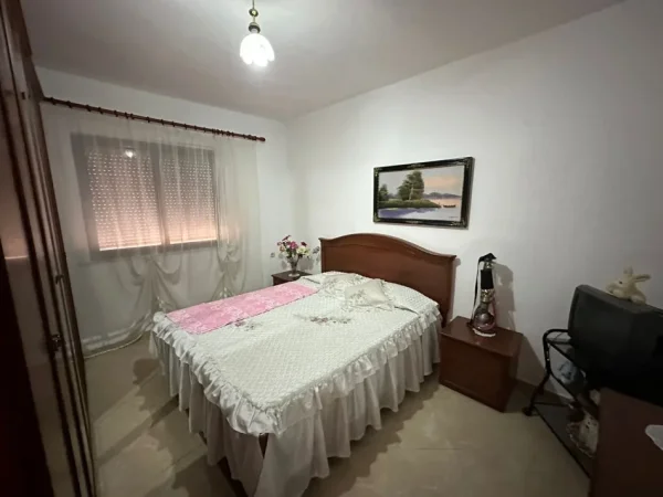 Tirane, shitet apartament 2+1+Aneks+Ballkon Kati 0, 99 m² 125.000 € (Brryli)