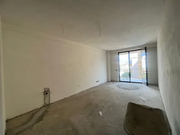Tirane, shes apartament 2+1+Aneks+Ballkon Kati 1, 113 m² 226.000 € (MINE PEZA)