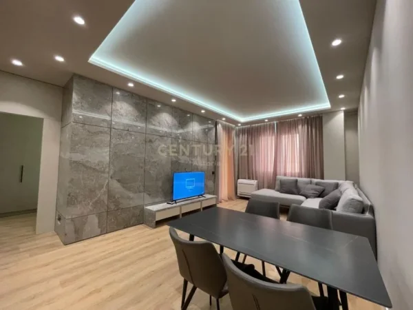 Tirane, jepet me qera apartament 2+1+Aneks+Ballkon Kati 10, 110 m² 780 € (GRAND GALLERY)