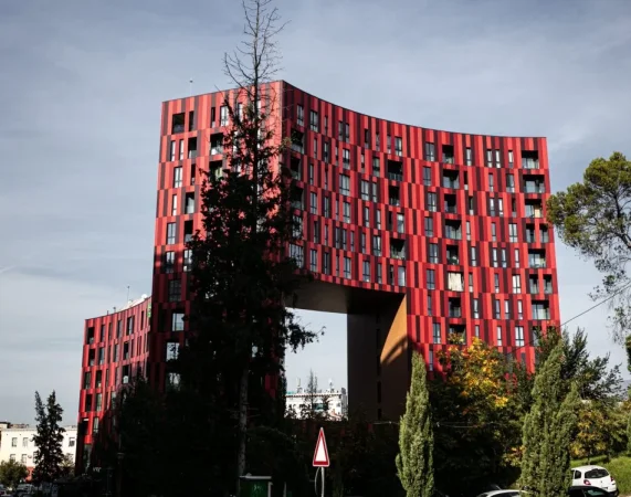 Tirane, shes apartament 2+1+Aneks+Ballkon Kati 6, 130 m² 420.000 € (Park Gate Tirana, Albania)