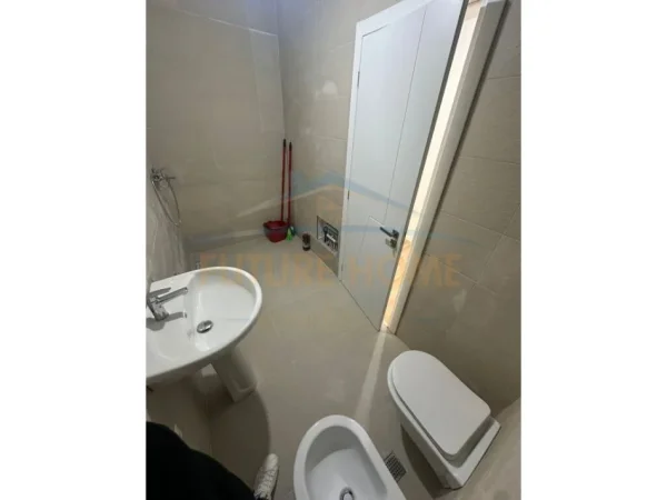 Tirane, shitet apartament 1+1 Kati 2, 64 m² 111.000 € (Porcelan, Tiranë.)