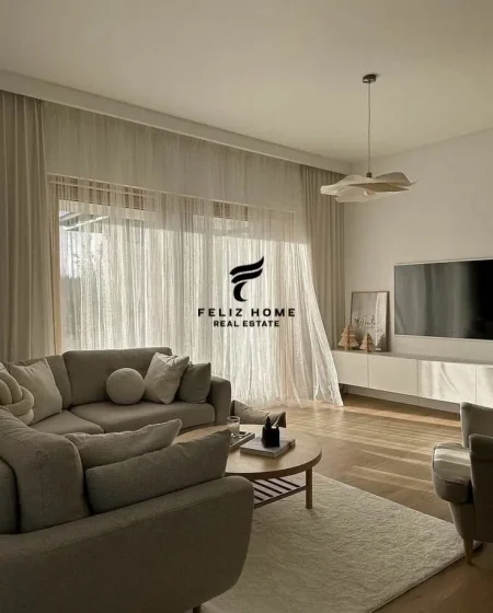 Tirane, jepet me qera apartament 2+1 Kati 3, 155 m² 1.000 € (ISH EKSPOZITA)