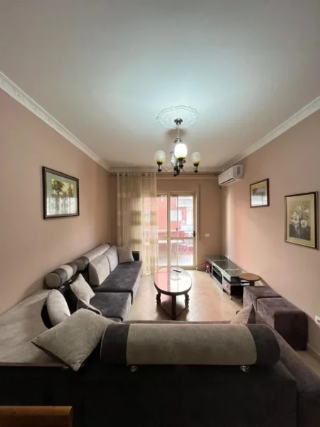 Tirane, jepet me qera apartament 2+1 Kati 2, 100 m² 400 € (Astir)