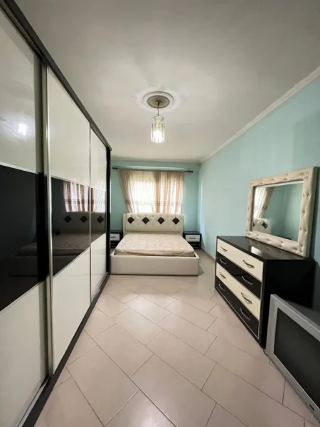 Tirane, jepet me qera apartament 2+1 Kati 2, 100 m² 400 € (Astir)