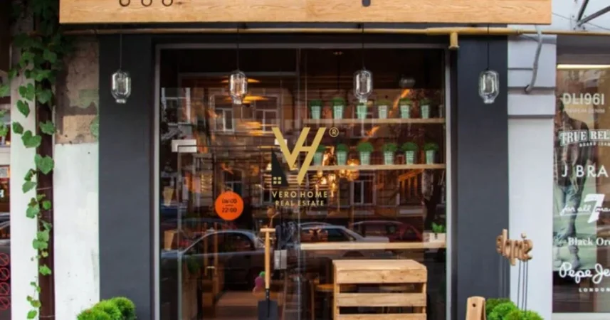 Tirane, shitet Kati 0, 37 m² 95.000 € (TREGU CAM)