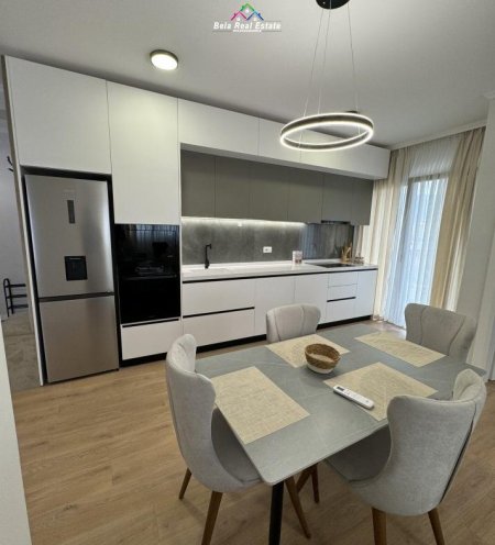 Tirane, jepet me qera apartament 2+1 Kati 6, 120 m² 1.200 € (RRUGA E DURRESIT)