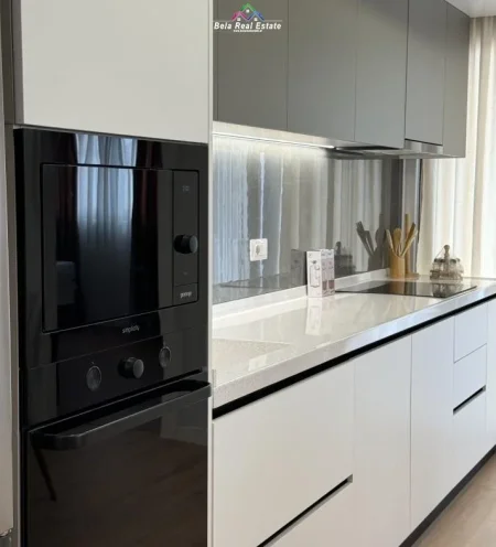 Tirane, jepet me qera apartament 2+1 Kati 6, 120 m² 1.200 € (RRUGA E DURRESIT)