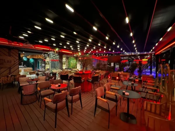 Tirane, shes bar-kafe Kati 0, 380 m² 60.000 € (DON BOSKO)