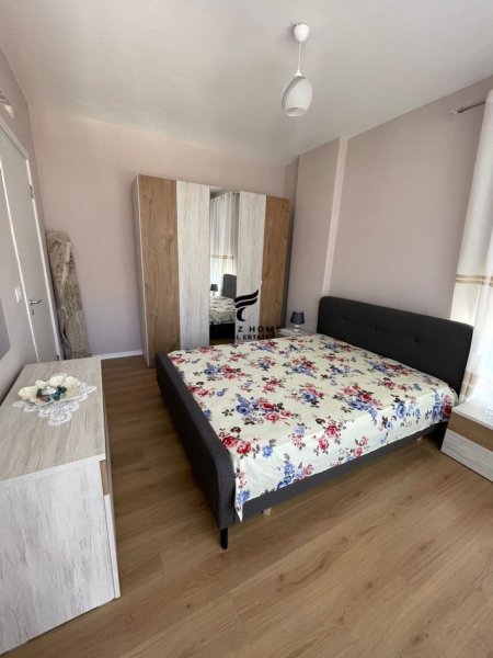Tirane, jepet me qera apartament 2+1 Kati 8, 110 m² 650 € (DON BOSKO)
