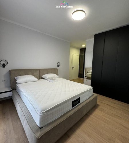 Tirane, jepet me qera apartament 2+1 Kati 3, 145 m² 1.400 € (RRUGA E DURRESIT)
