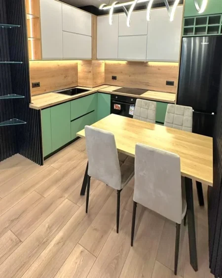 Tirane, shitet apartament 2+1 , 87 m² 142.000 € (Laprake)