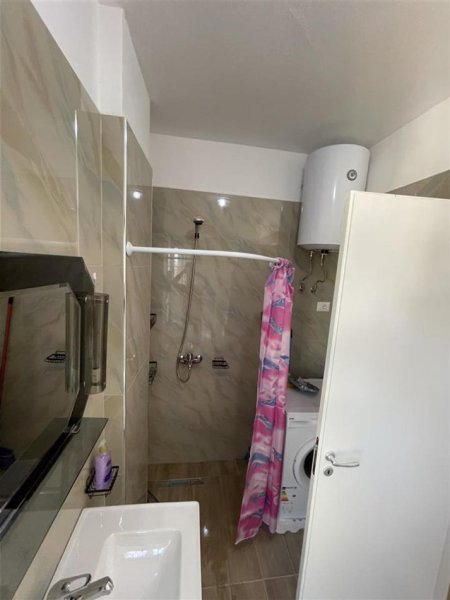 Tirane, jepet me qera apartament 2+1 Kati 8, 98 m² 650 € (don bosko)
