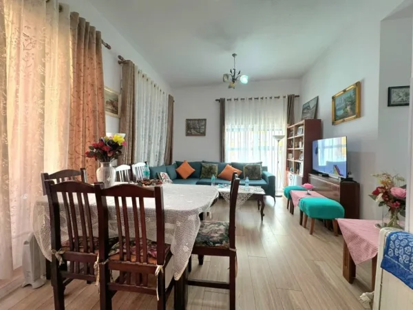 Tirane, shitet apartament 2+1 , 84 m² 110.000 € (Ali Demi)