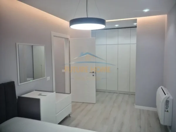 Tirane, jepet me qera apartament 2+1 Kati 7, 108 m² 750 € (Shkolla e Baletit)