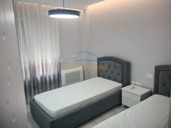 Tirane, jepet me qera apartament 2+1 Kati 7, 108 m² 750 € (Shkolla e Baletit)