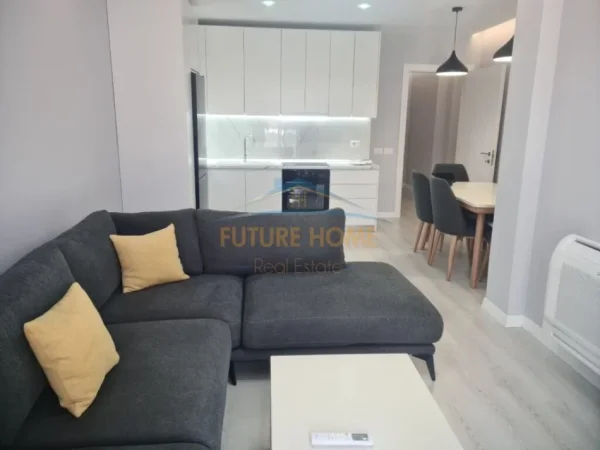 Tirane, jepet me qera apartament 2+1 Kati 7, 108 m² 750 € (Shkolla e Baletit)