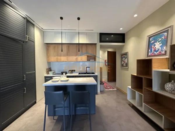 Tirane, jepet me qera apartament 1+1 Kati 2, 73 m² 900 € (Kompleksi Delijorgji)