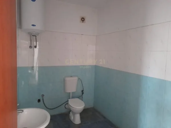 Tirane, shes apartament 1+1 Kati 9, 40 m² 66.150 € (astir)