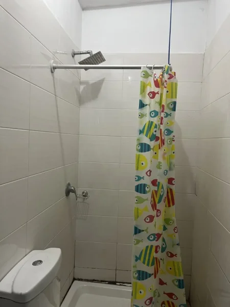 Tirane, jepet me qera apartament 1+1+Ballkon Kati 2, 400 € (Rruga Jorgjia Truja)