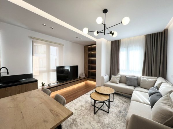 Tirane, shitet apartament 1+1+Ballkon Kati 7, 72 m² 210.000 € (Rruga Dibres)