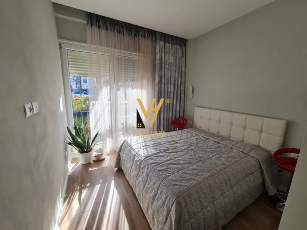 Tirane, shitet apartament 3+1+Ballkon Kati 1, 166 m² 450.000 € (TEG)