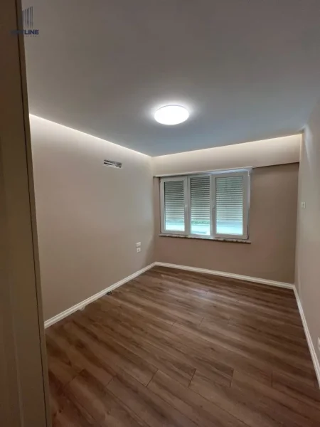 Tirane, shitet apartament 3+1 Kati 1, 129 m² (Kodra e Diellit)