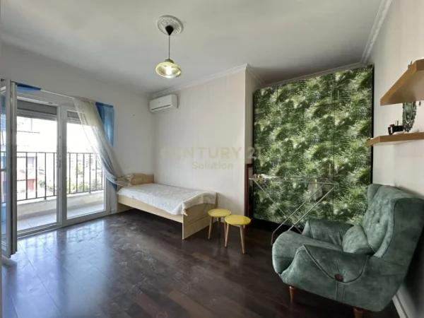 Tirane, shitet apartament 2+1+Ballkon Kati 7, 97 m² 127.000 € (Unaza e re)