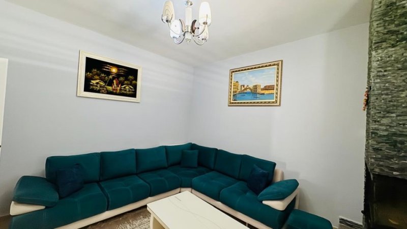 Tirane, shitet shtepi Dublex Kati 2, 550 m² 160.000 € (Kamez)